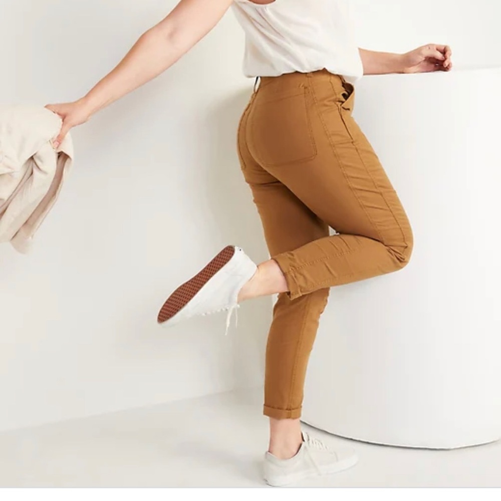 Old Navy High-Waisted O.G. Straight Chino Pants